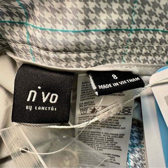 Women’s Nivo by Lanctot‎ gray and light blue plaid golf skirt size 8 NWT - Picture 3 of 4